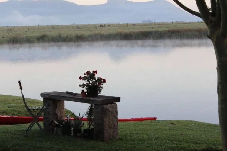 1 Bedroom Apartment with lake view