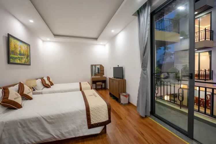 Standard Triple room