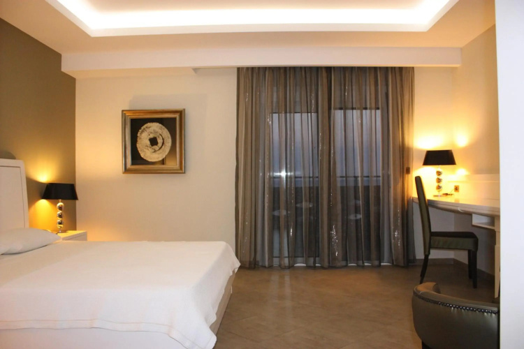 Hotel Cariatis