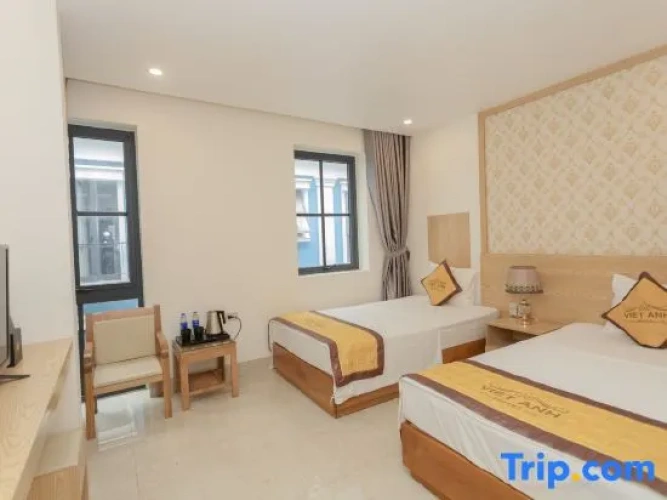 Standard Twin Family room with city view