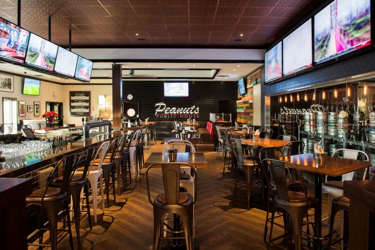 Carriage House Inn photo 29