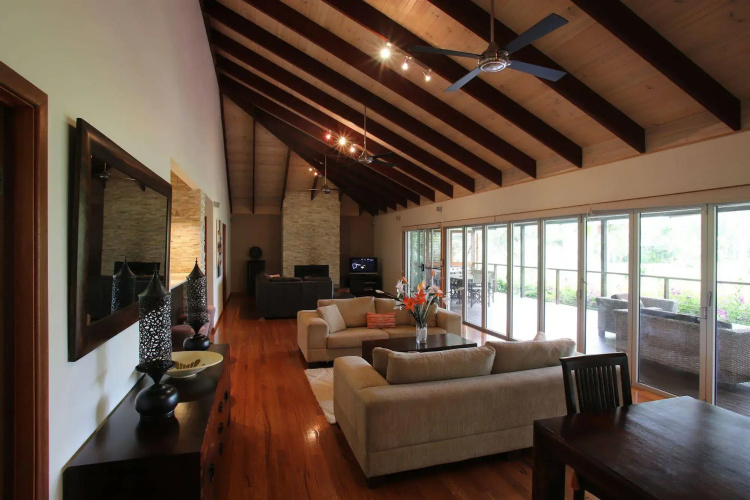 Lake Weyba Cottages