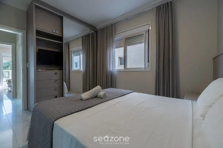 Modern 2B Apt 80m From Mariscal Iml0107