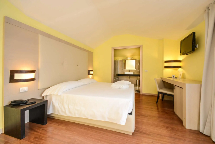 Regal Hotel