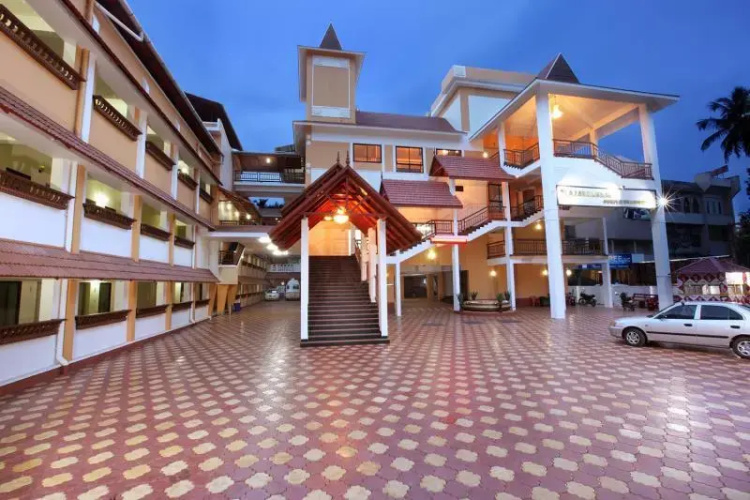 Rajavalasam Guruvayoor Lodgings