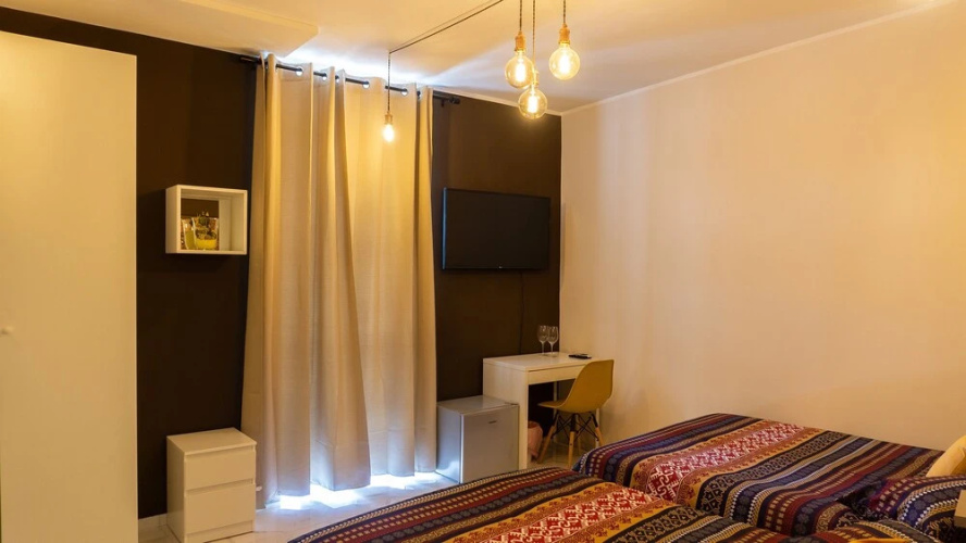 Suites De Luxe