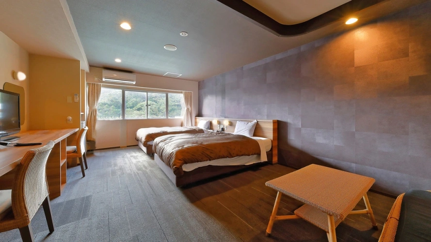 Standard Twin room with mountain view