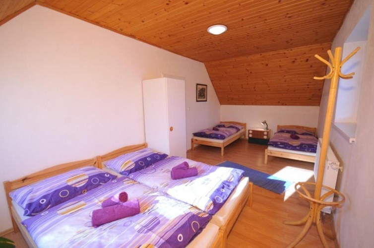 Standard Quadruple room with view