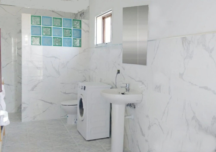 1120 Villa Meneguina-zafiro