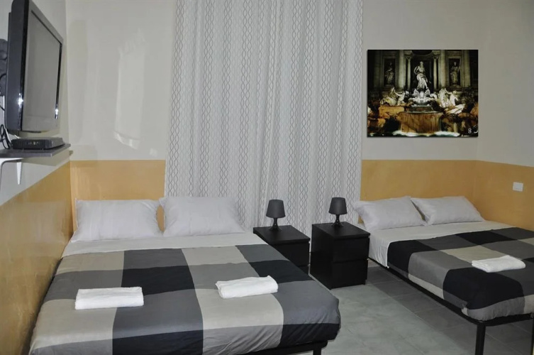 Romangelo Hostel