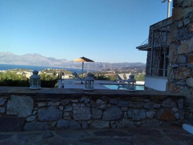 3 Bedrooms Villa