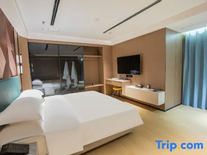 Quadruple Suite