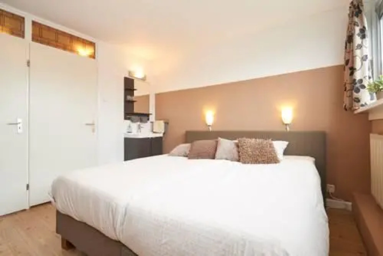 B&B HutSpot
