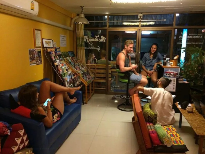 The Living Place 2 - Hostel