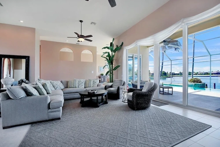 5 Bedrooms Luxury Cottage with sea view
