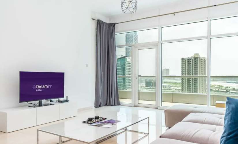 Dream Inn Apartment Bay Square