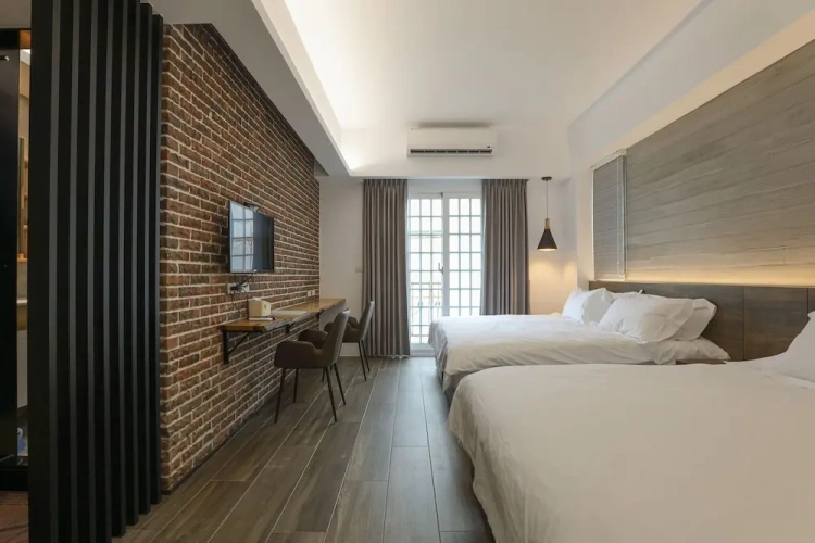 Standard Quadruple room with balcony