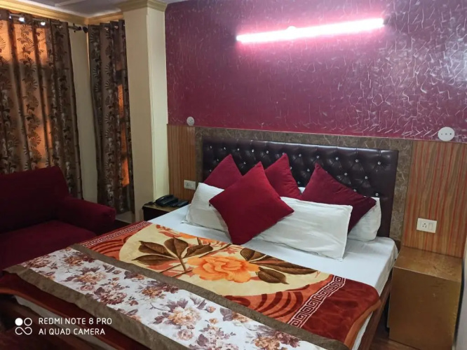 Goroomgo King Palace Shimla