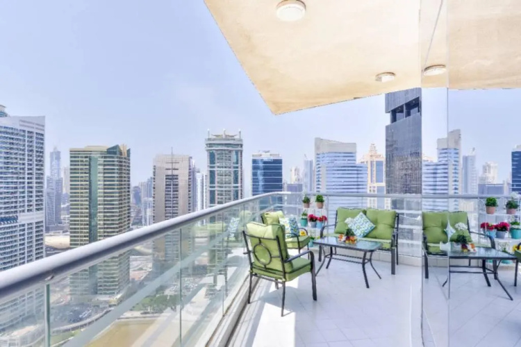Beautiful 2Bed 2Baclcony in JLT, Dubai