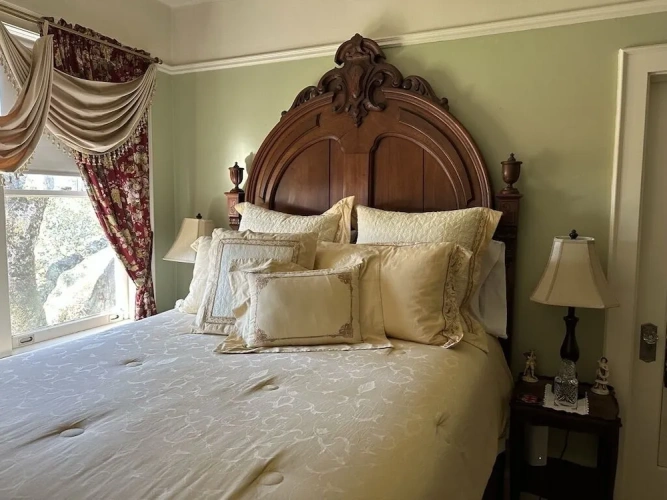 Deluxe room with balcony