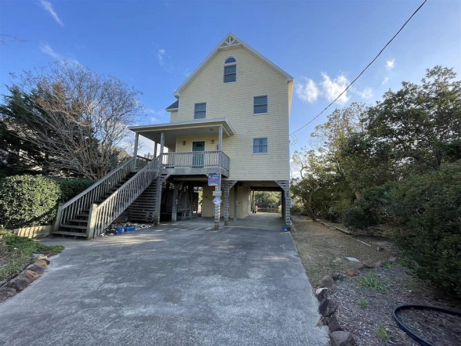 3 Bedrooms Cottage