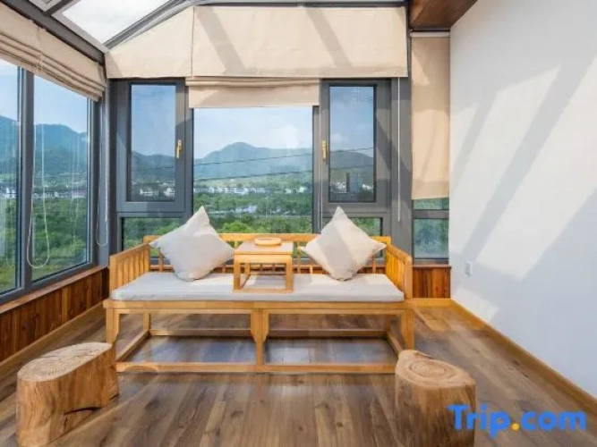 Family Suite with mountain view