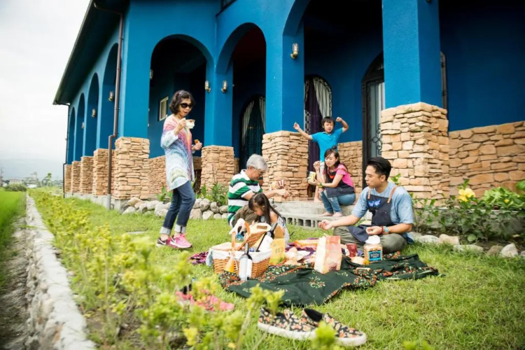 Fly Inn Yilan