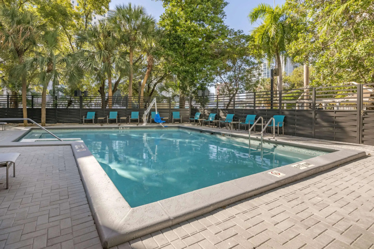 Comfort Inn & Suites Downtown Brickell-Port of Miami photo 13