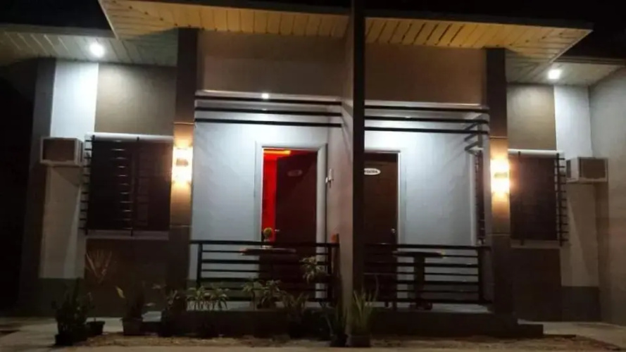 Sea Garden Suites