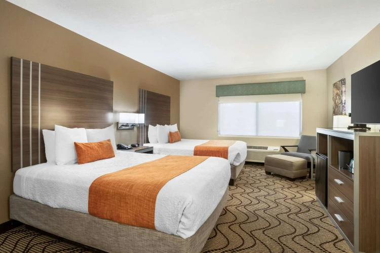 Standard Quadruple room