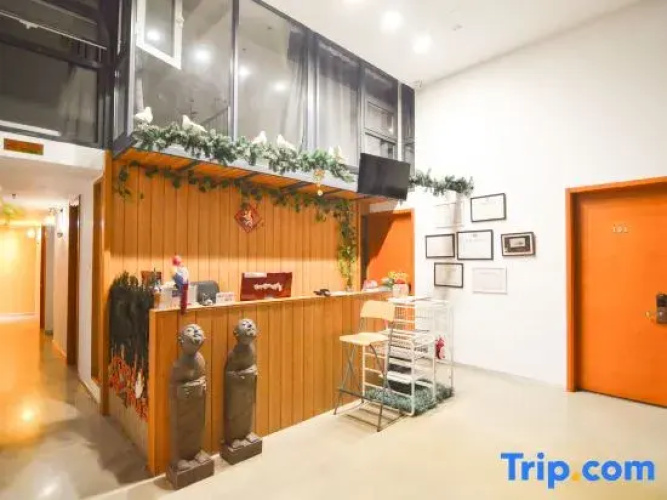 Uke Hotel