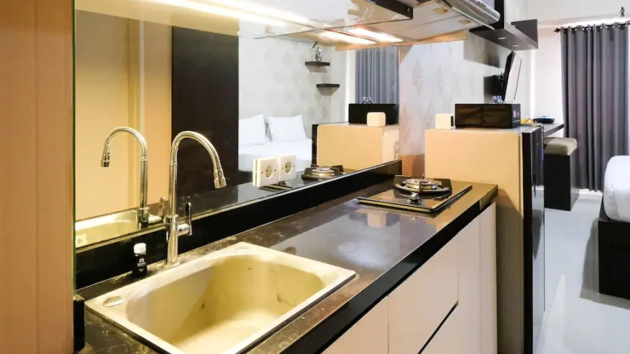 Comfy And Tidy Studio At Orchard Supermall Mansion Apartment