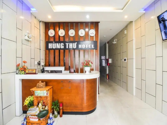 Hung Thu Hotel by ZUZU