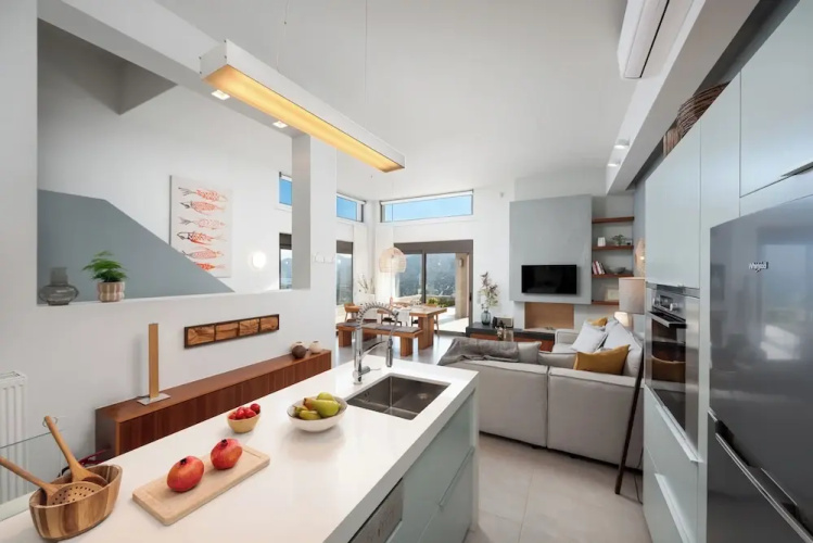 Notiko villas