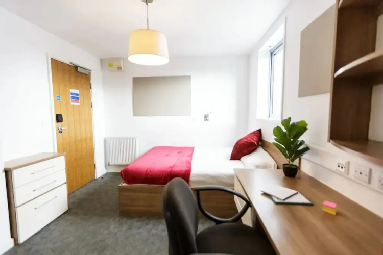 Student Only AXO Islington