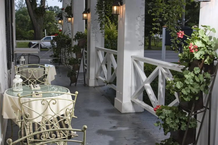 The Charles Hotel