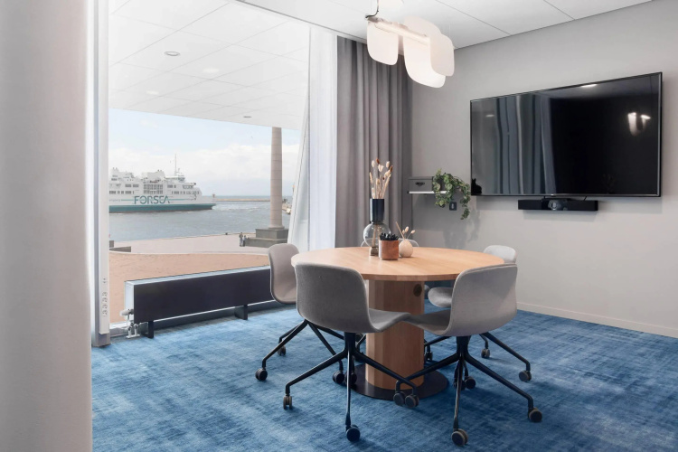 Clarion Hotel Sea U