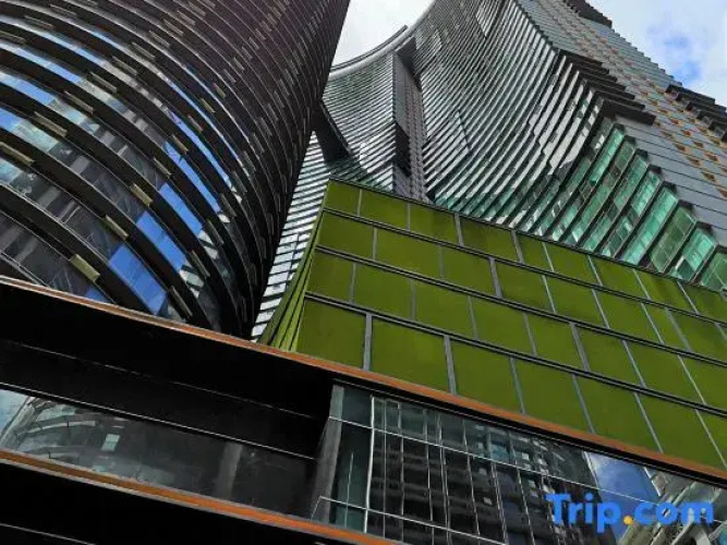 Sky Suites KLCC by GHM
