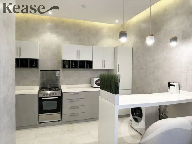 3 Bedrooms Apartment