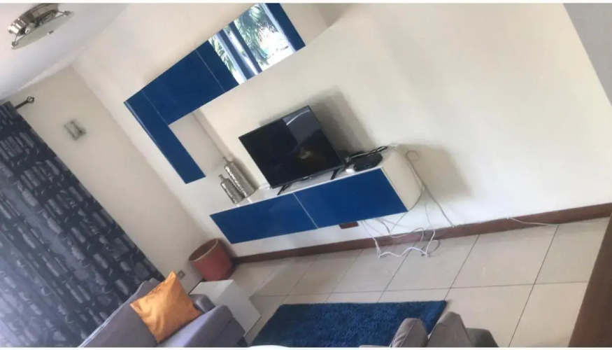Executive 3 bedroom Apartment Space Available