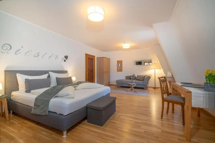 1 Bedroom Double Suite