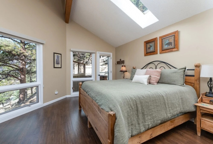 The Cedars Luxury At Windcliff 5 Bedroom Home by RedAwning