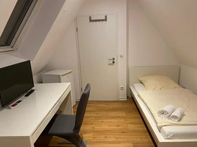 Standard Single room