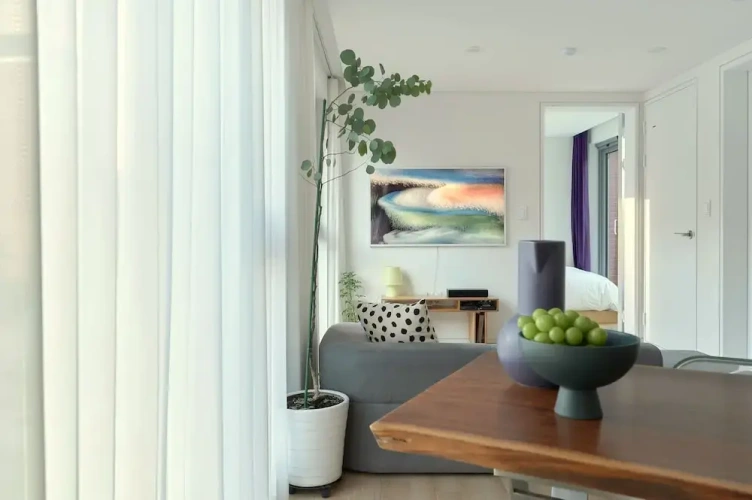 Apartment with balcony