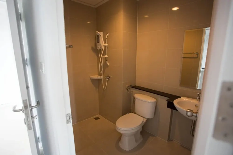 1 Bedroom Apartment with balcony