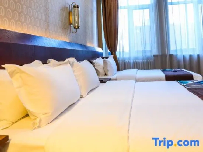Standard Double Suite