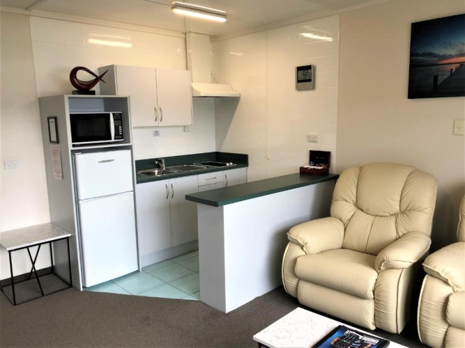 1 Bedroom Double Apartment with garden view