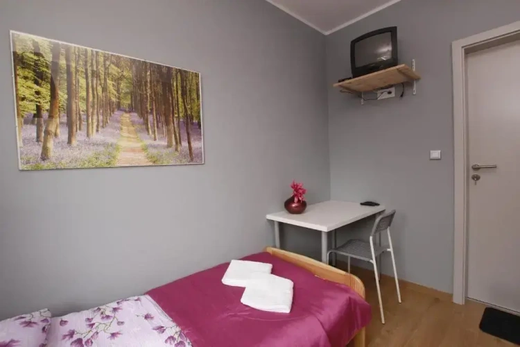 Economy Twin room