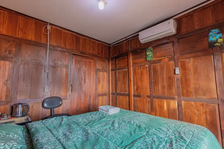 Baron Beach Bungalow