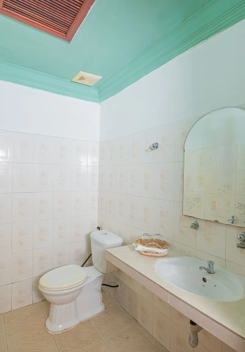 Standard Twin room with city view
